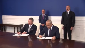 Cú bắt tay chiến lược cho ngành dầu khí Azerbaijan (Nguồn: Đài phát thanh và truyền hình Hà Nội)